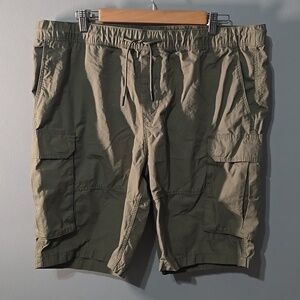 H&M Shorts Men's Size XL X-large Olive Green Cargo Flat Front  Drawstring Waist